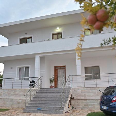 Mana Apartments Ksamil Exterior photo