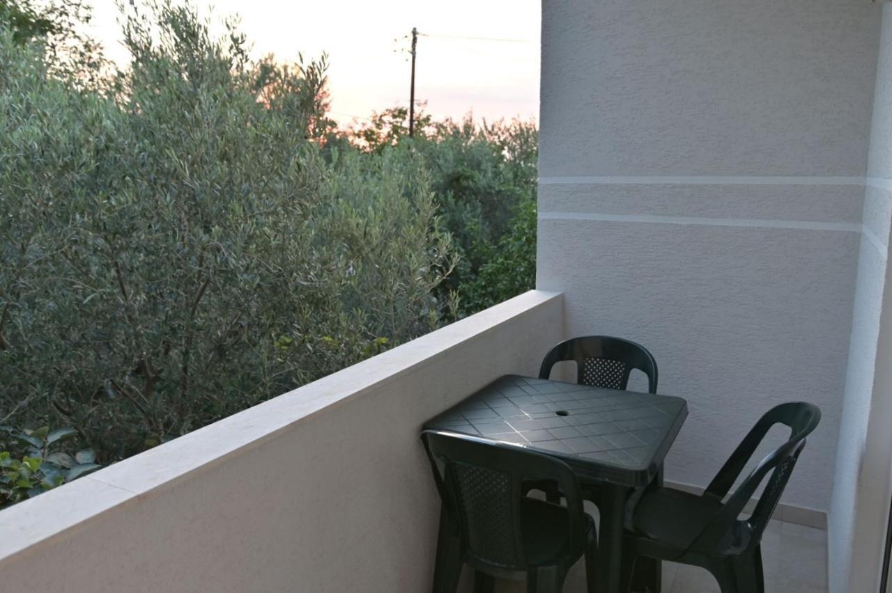 Mana Apartments Ksamil Exterior photo
